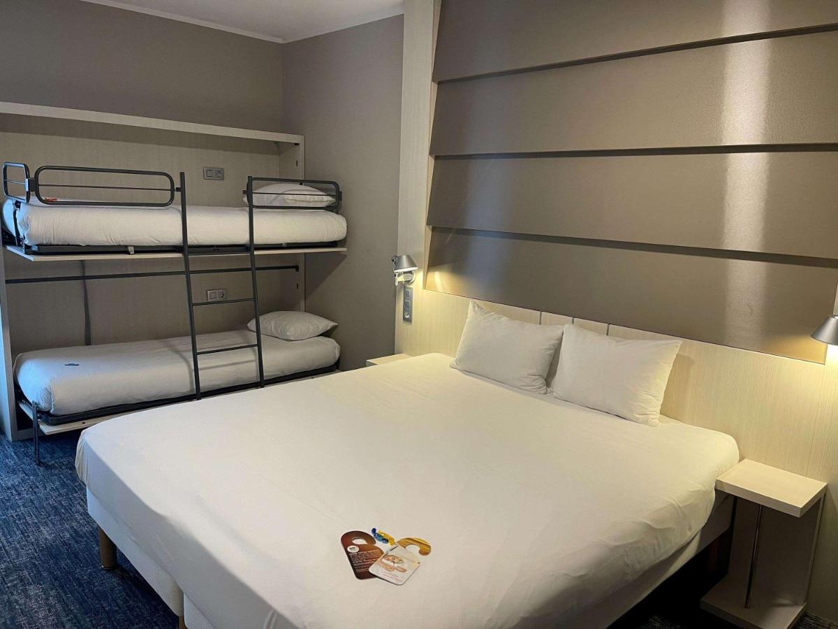 Hotel Ibis Styles Nivelles Exterior foto