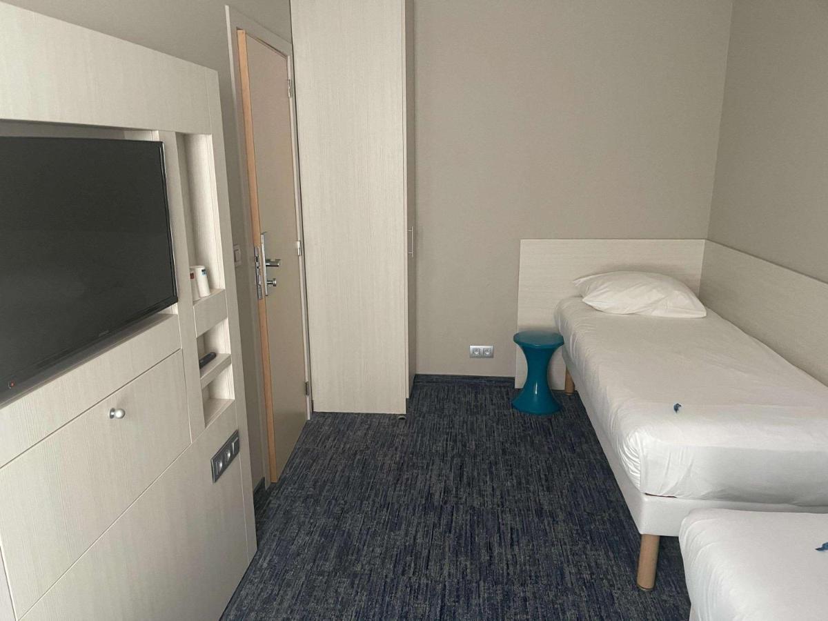 Hotel Ibis Styles Nivelles Exterior foto