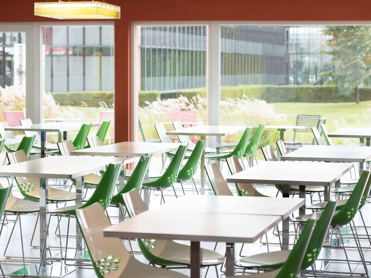 Hotel Ibis Styles Nivelles Exterior foto