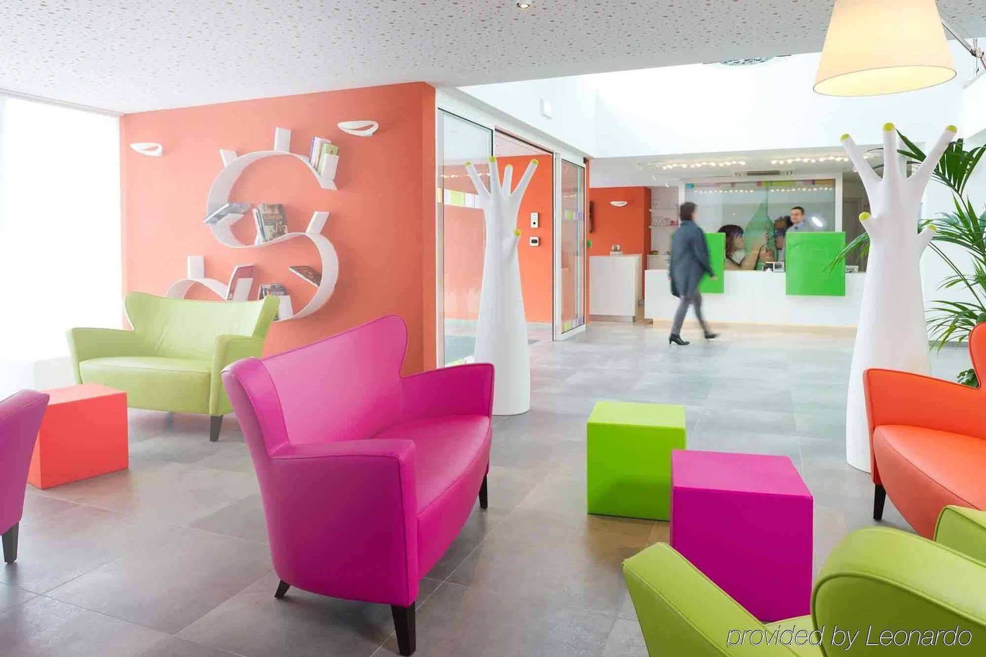 Hotel Ibis Styles Nivelles Exterior foto