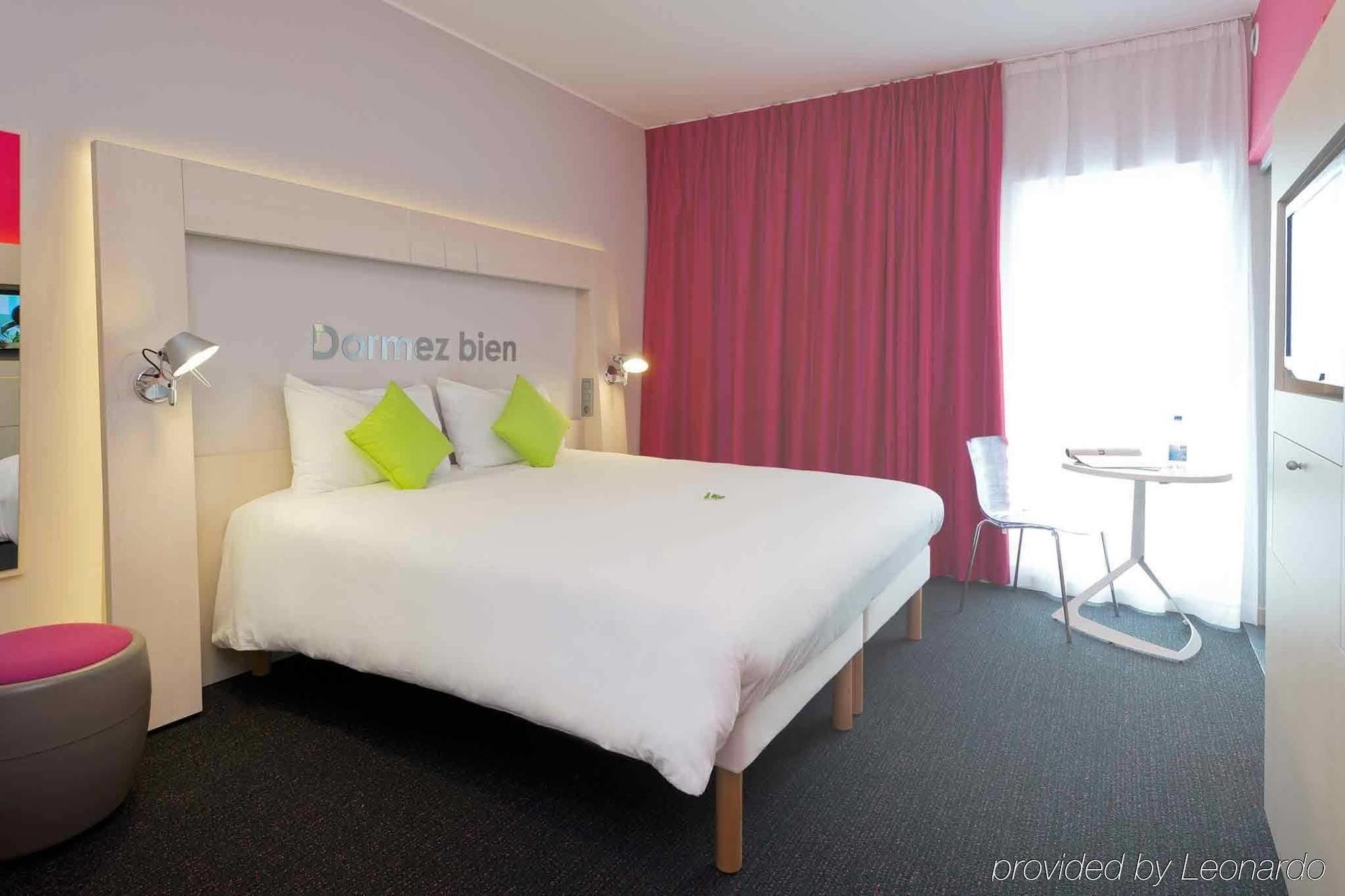 Hotel Ibis Styles Nivelles Exterior foto