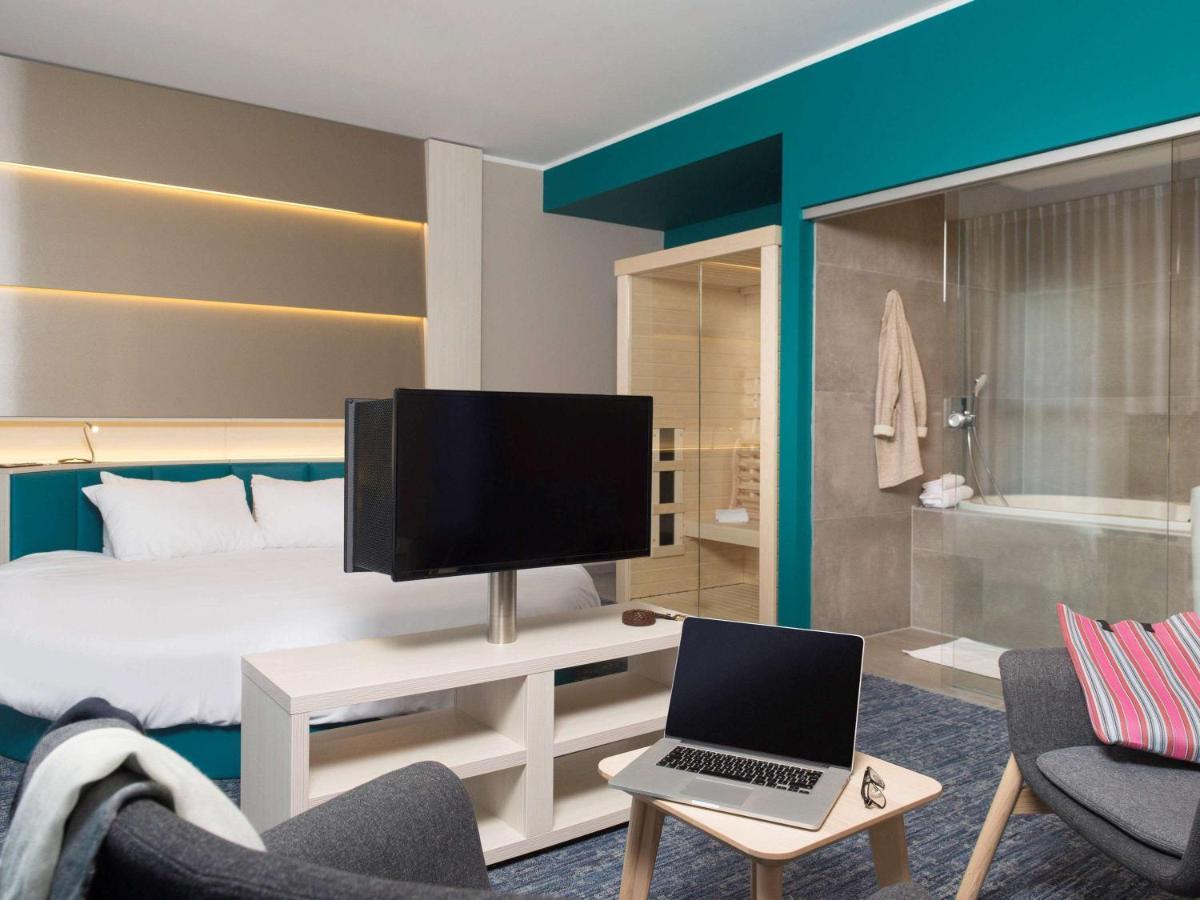 Hotel Ibis Styles Nivelles Exterior foto